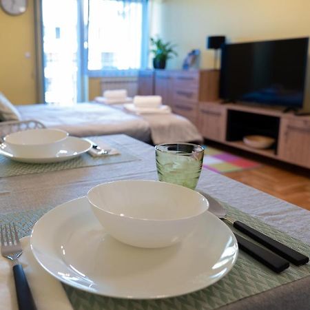 Green Apple Apartment Subotica Buitenkant foto